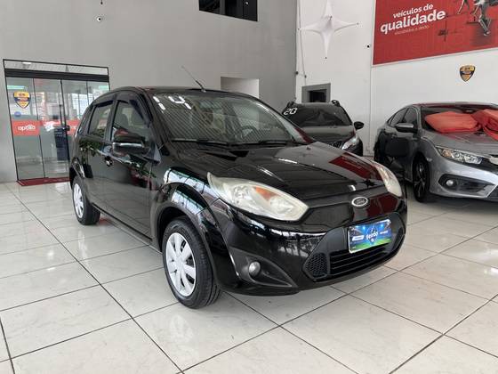FORD FIESTA 1.0 ROCAM HATCH 8V FLEX 4P MANUAL FORD FIESTA 1.0 ROCAM HATCH 8V FLEX 4P MANUAL